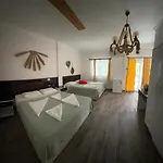 Mavi Lotus Bed & Breakfast