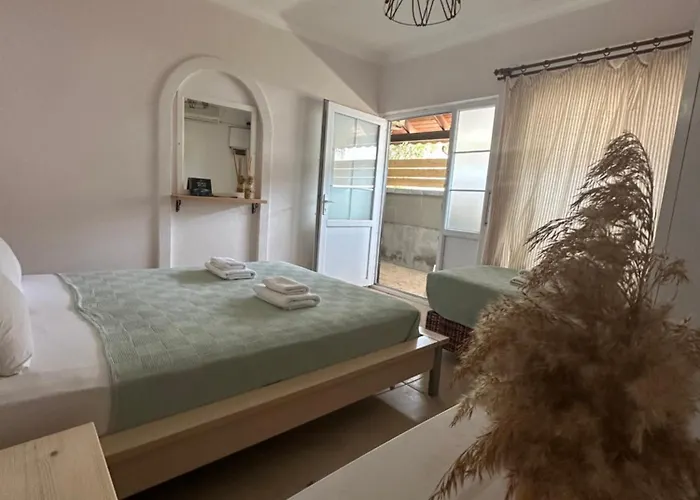 Mavi Lotus Bed & Breakfast